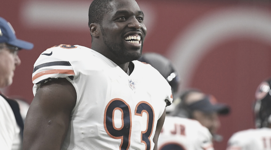 Our greatest fear isn't that we're weak, but that we're powerful beyond measure. This week, NFL pro, Sam Acho, joins me to talk about how to stop hiding and how to stop playing small. In our conversation, you'll learn how to recognize and relinquish the masks we wear and why you, the real you, is worth getting to know. If you're tired of hiding or are dealing with a profound sense of rejection, this conversation, I believe, will be a catalyst to your freedom.