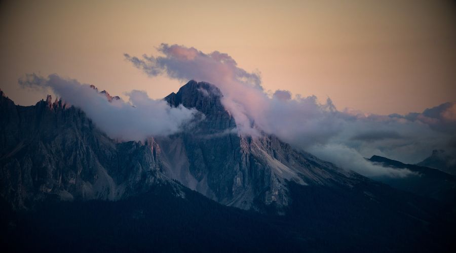 485: Are You Prepared for Chaos? Paige Collins on the Necessary Posture in Shaking, The Cost of Surrender, and the Exploration of How God Speaks to People in Dreams